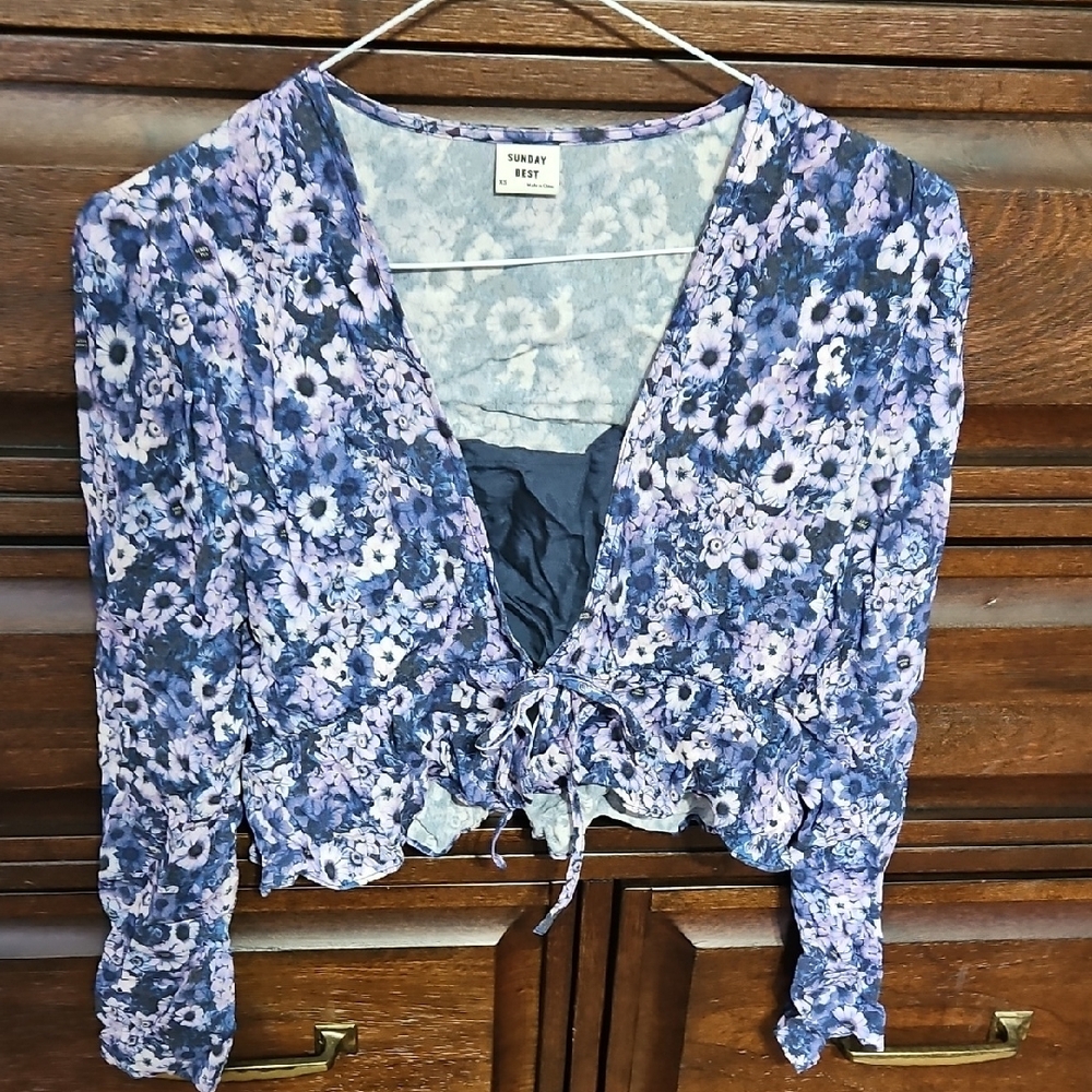 Sunday Best Women's Floral Tie-Front Blouse in Lavender Blue